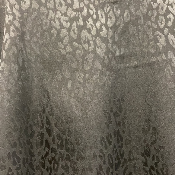 Your Best Shop Top (new never worn) - Picture 3 of 6